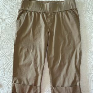 Duo Maternity khaki cuffed capris in size Small.